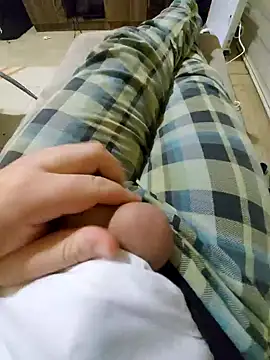 Snapshot of reelciii21 chatting on 01/31/25, 11:35 reelciii21 online show from 01/31/25, 11:35