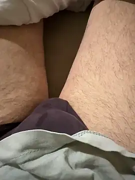 Snapshot of reelciii21 chatting on 03/03/25, 06:01 reelciii21 online show from 03/03/25, 06:01