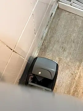 Snapshot of reelciii21 chatting on 09/24/25, 09:40 reelciii21 online show from 09/24/25, 09:40