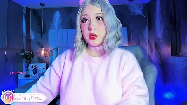 AHRI LEE online show from 01/01/25, 10:56