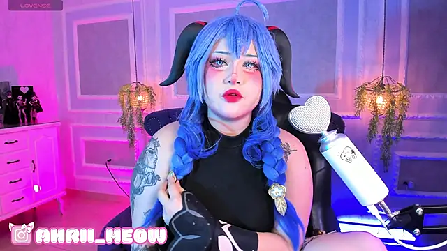 AHRI LEE online show from 02/01/25, 02:16