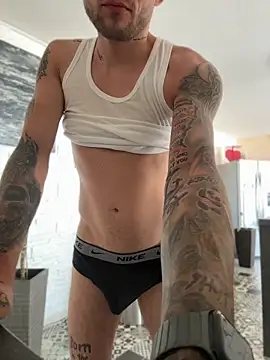 hottwoboys online show from 07/04/26, 07:14