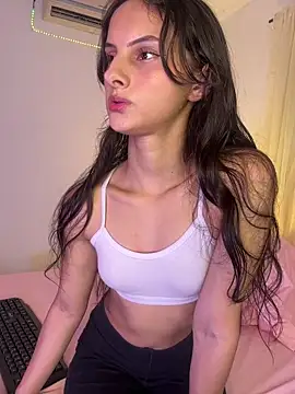 ninaht online show from 02/06/26, 08:23