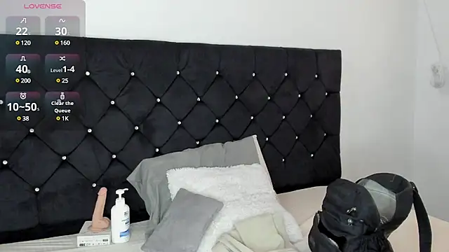 Natasha by online show from 01/14/25, 03:36