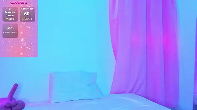 Natasha by online show from 11/25/25, 02:17