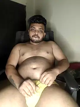 Snapshot of Mr_Handsome_hunk chatting on 12/29/24, 10:14 Mr Handsome hunk online show from 12/29/24, 10:14