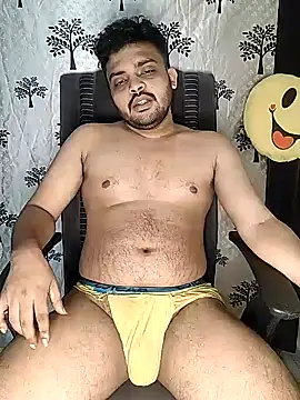 Snapshot of Mr_Handsome_hunk chatting on 11/05/25, 05:57 Mr Handsome hunk online show from 11/05/25, 05:57