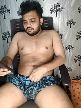 Snapshot of Mr_Handsome_hunk chatting on 12/03/25, 09:02 Mr Handsome hunk online show from 12/03/25, 09:02