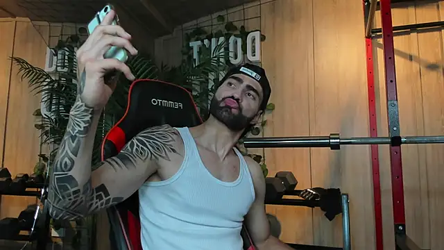 Austin bolt online show from 01/21/25, 03:04