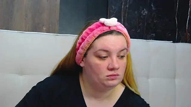 MelanieBrownn online show from 01/14/26, 06:30