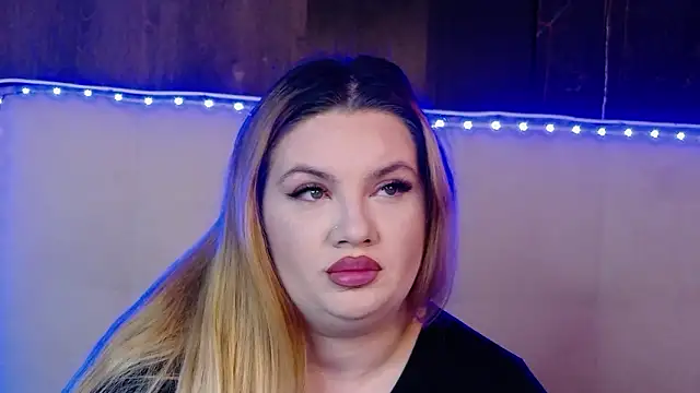 MelanieBrownn online show from 02/04/26, 06:19