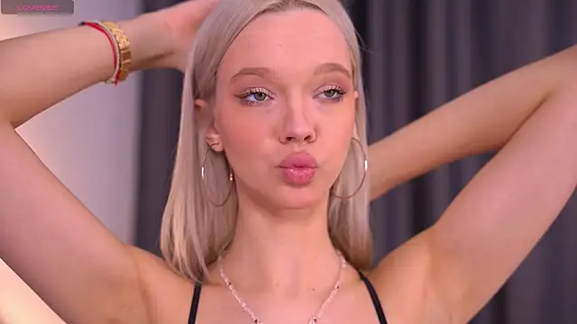  AlinaBailey online show from 04/23/26, 08:13