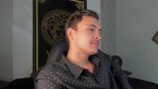 Desmon Clark online show from 01/07/25, 07:49