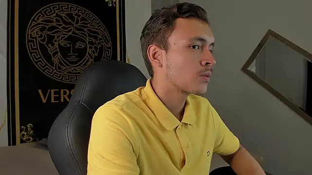 Desmon Clark online show from 01/11/25, 03:13