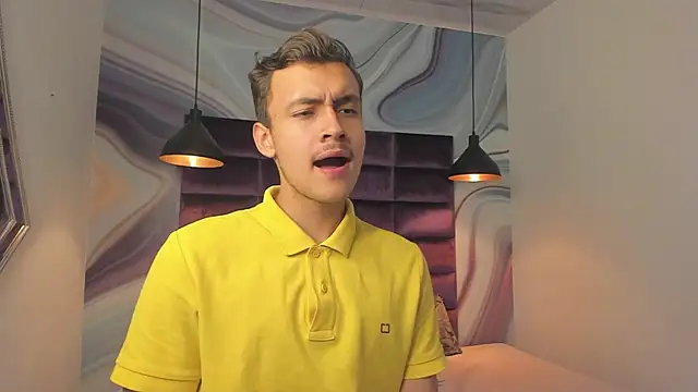 Desmon Clark online show from 01/11/25, 06:14