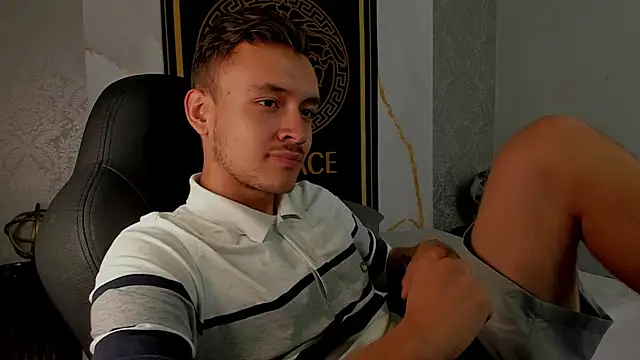 Desmon Clark online show from 03/02/25, 10:48