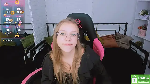 Snapshot of LayriantaVee chatting on 01/21/25, 09:57 LayriantaVee online show from 01/21/25, 09:57