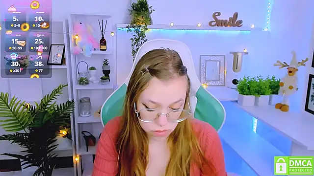 Snapshot of LayriantaVee chatting on 03/08/25, 10:43 LayriantaVee online show from 03/08/25, 10:43