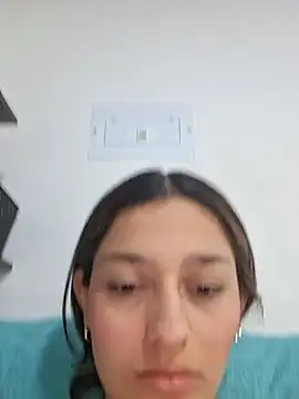 Snapshot of Ary-18 chatting on 02/03/26, 01:27 Ary-18 online show from 02/03/26, 01:27