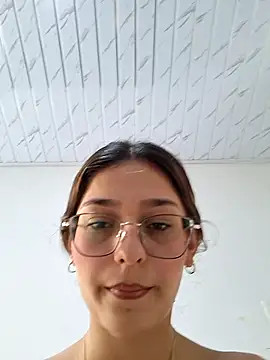 Snapshot of Ary-18 chatting on 03/02/26, 02:02 Ary-18 online show from 03/02/26, 02:02