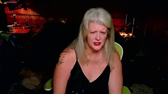 AliceHarlot online show from 01/06/26, 05:44