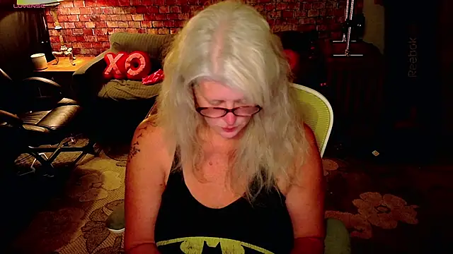 AliceHarlot online show from 02/19/26, 05:47