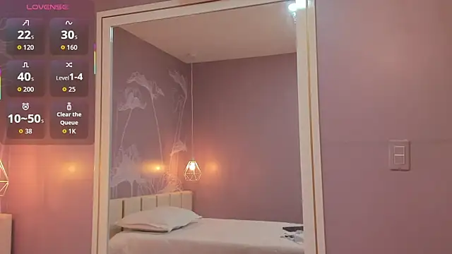 Sensual Sophie  online show from 09/23/25, 10:29