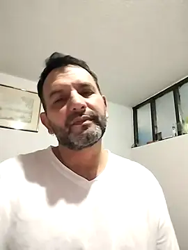 RogueTraveler online show from 02/13/25, 12:02