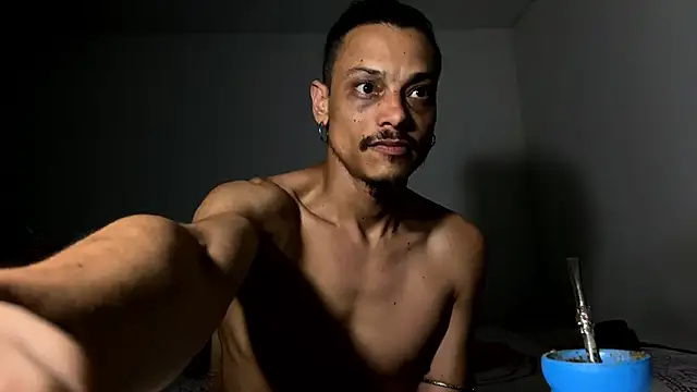 Snapshot of villanocat chatting on 12/23/24, 12:14 villanocat online show from 12/23/24, 12:14