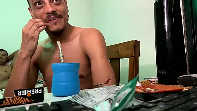 Snapshot of villanocat chatting on 12/23/24, 03:18 villanocat online show from 12/23/24, 03:18