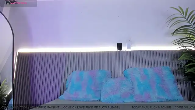 valentina lux online show from 02/23/26, 07:11