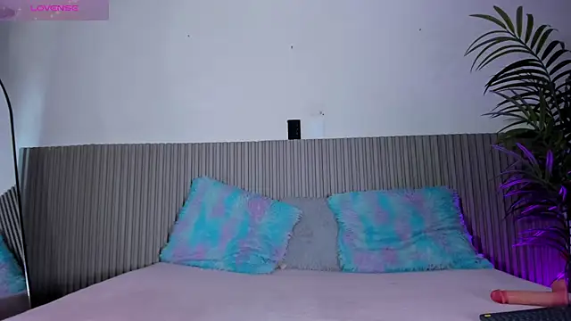 valentina lux online show from 06/01/26, 07:15