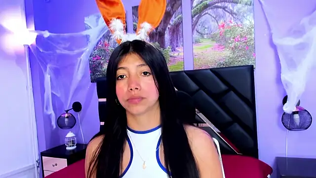 KimberlyVillaLobos online show from 10/31/25, 11:44