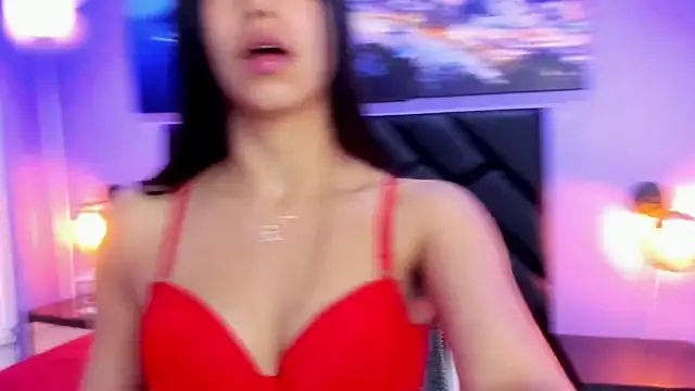 Snapshot of KimberlyVillaLobos chatting on 02/14/26, 11:29 KimberlyVillaLobos online show from 02/14/26, 11:29