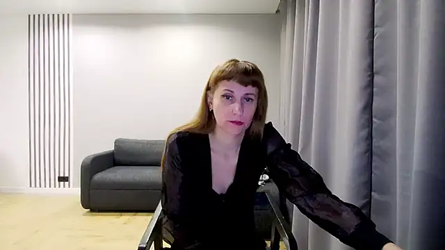 Daniella Lorente online show from 01/04/25, 12:59