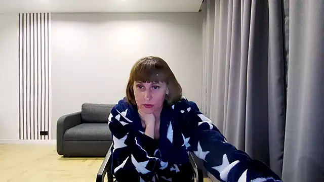 Daniella Lorente online show from 01/05/25, 08:42