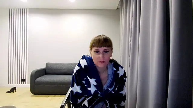 Daniella Lorente online show from 02/11/25, 03:18