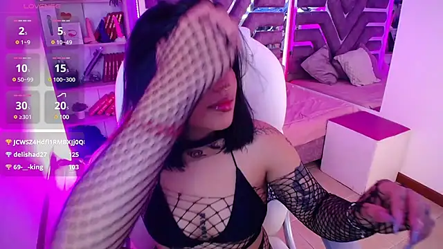 AliceWalker 11 online show from 02/01/25, 10:55