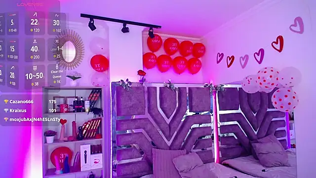 AliceWalker 11 online show from 02/20/25, 02:29