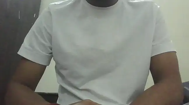 Snapshot of mohitsexy12 chatting on 01/26/25, 05:44 mohitsexy12 online show from 01/26/25, 05:44