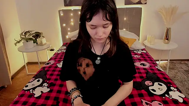Emily Strikeee online show from 05/26/26, 01:45