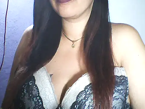 layanah12 online show from 05/12/26, 06:27