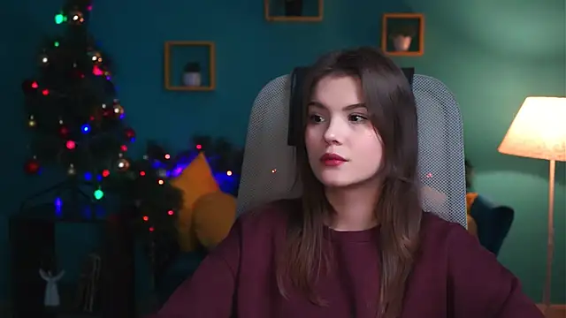 EvaThopson online show from 12/07/24, 01:51