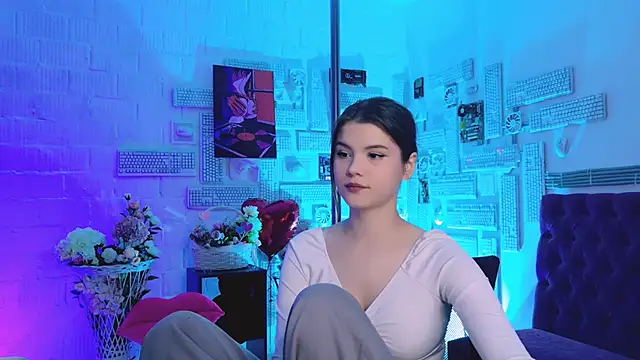 EvaThopson online show from 02/19/25, 03:16