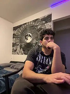 krispykreme17 online show from 12/11/24, 05:21