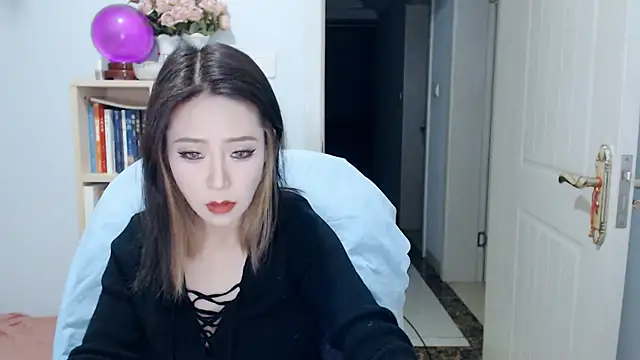 Snapshot of SuSushi728 chatting on 05/22/26, 03:06 SuSushi728 online show from 05/22/26, 03:06