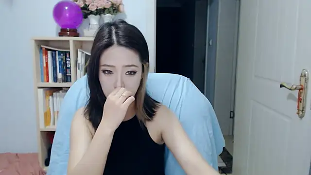 Snapshot of SuSushi728 chatting on 06/04/26, 03:07 SuSushi728 online show from 06/04/26, 03:07