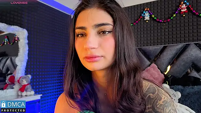 SolBeaumont1 online show from 12/03/25, 07:01