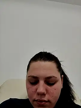 leeya lee online show from 01/21/25, 01:18