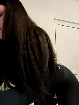 leeya lee online show from 01/22/25, 01:42